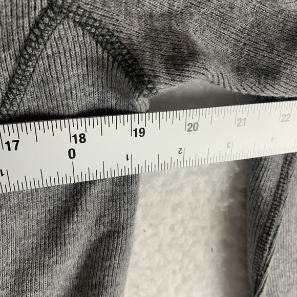 prAna Sweater Women's Medium Gray Wool Knit Button Hem Drawstring Mock Neck 7616 - Picture 2 of 7